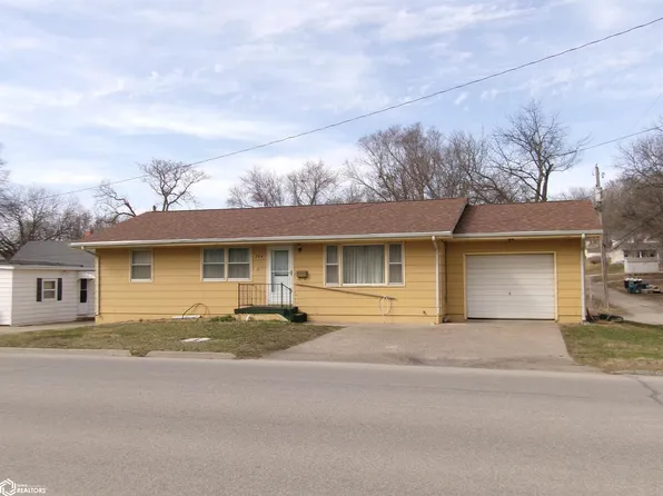 204 E 10th St, Atlantic, IA 50022
