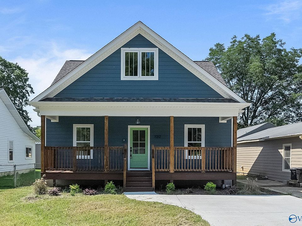 1st image of 1012 Halsey Ave NE