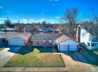 4124 Overland Dr, Del City, OK 73115