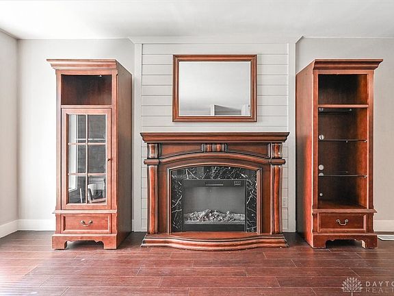 5th image of 11449 Framingham Dr