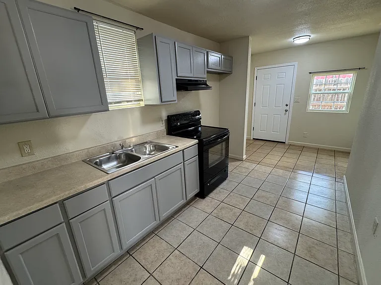 4404 Boxwood Rd #20 — Photo 3