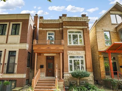 3443 N Marshfield Ave, Chicago, IL, 60657