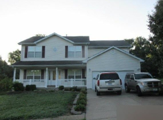 2nd image of 12018 Parker Estates Ct