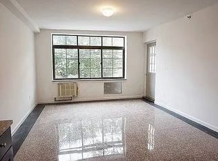 23-20 30th Dr #5, Astoria, NY 11102