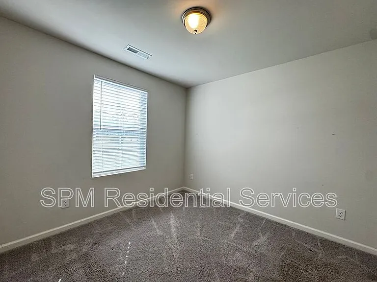 2161 Bayside Dr SW — Photo 3
