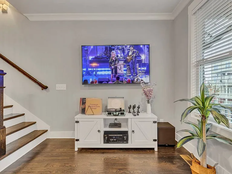 1815 Ridley Blvd #7 — Photo 33