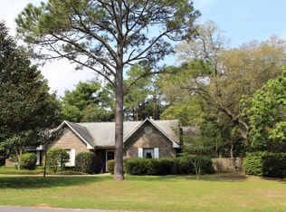 2571 Valley Rd, Navarre, FL 32566