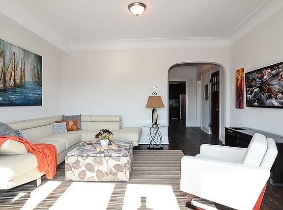 4th image of 6009 N Glenwood Ave #2