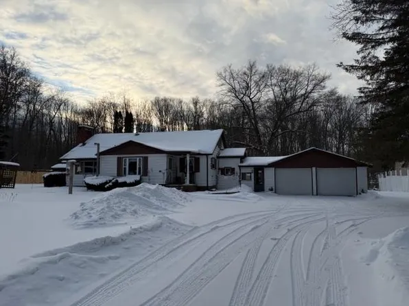 7163 N Clare Ave, Harrison, MI 48625