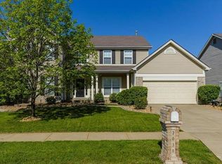 2038 Lunenburg Dr, Saint Peters, MO 63376