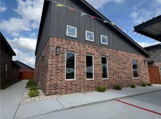 902 Hidden Hills St #4, Mission, TX 78572