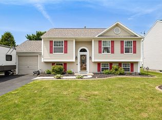 79 Boyd Dr, Rochester, NY 14616