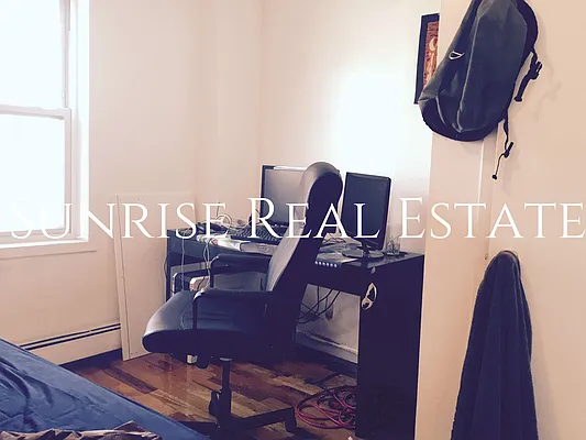 Rented by Sunrise Real Estate | media 38
