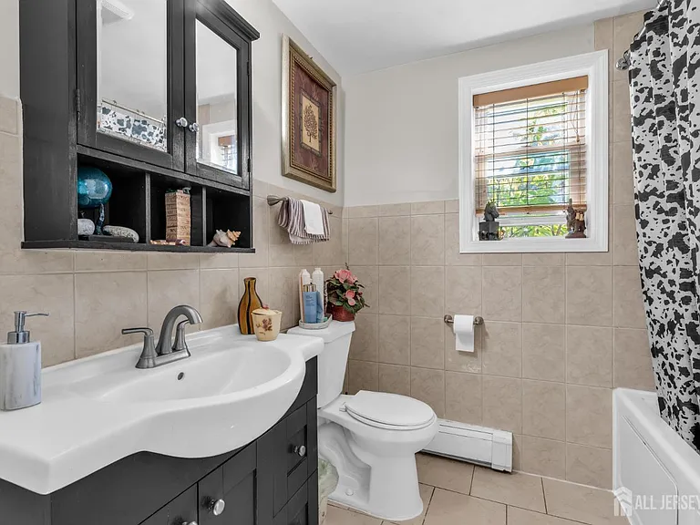 12 Jacobson St — Photo 7