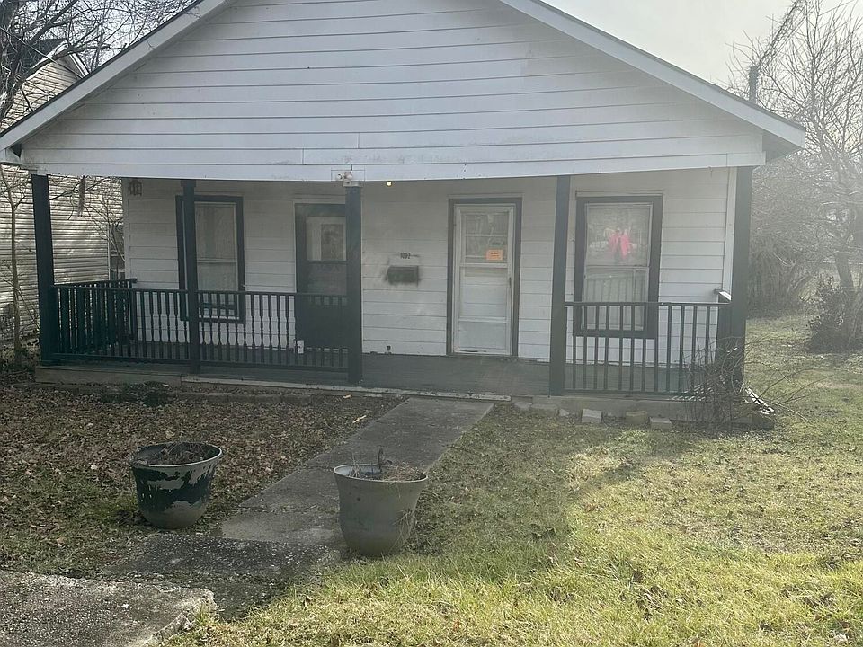 1st image of 1002 Race St