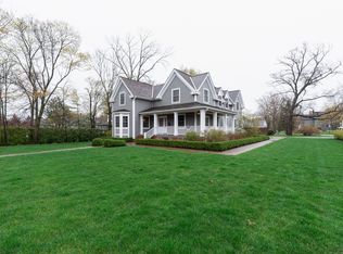 587 E Illinois Rd, Lake Forest, IL 60045