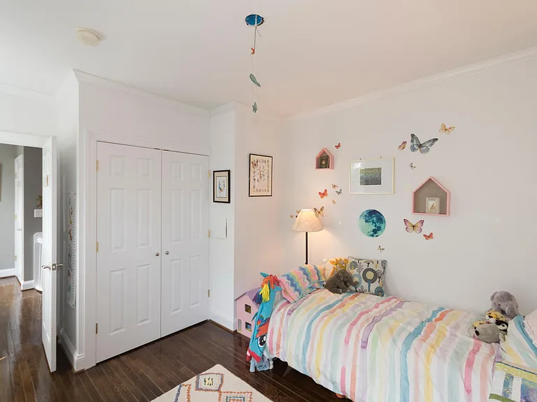 1205 Delafield Pl NW — Photo 30