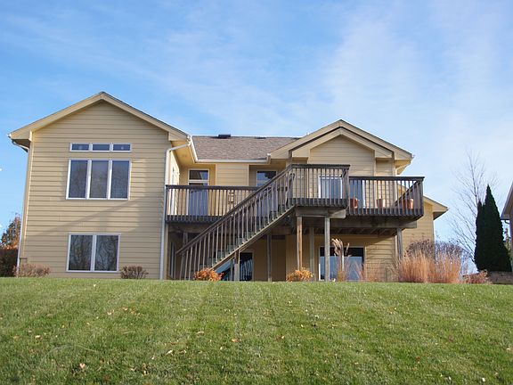 4th image of 3118 SW Woodfield Ln