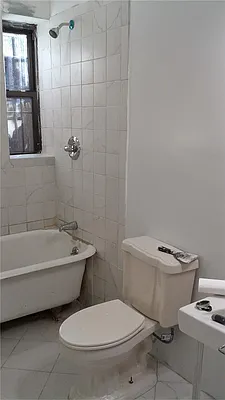 Rented by R New York | media 36