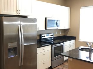 2021 Koch Dr, Bismarck, ND 58503