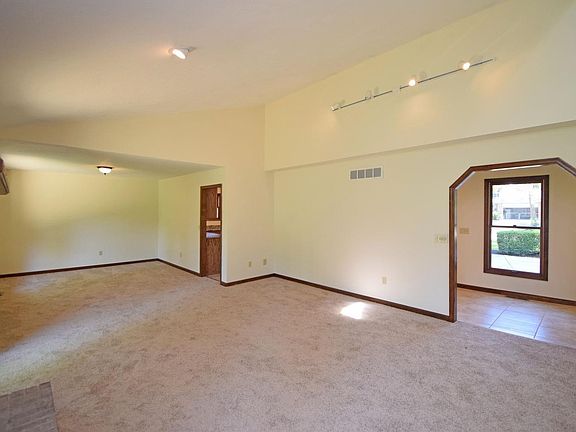 5th image of 1503 Lemontree Dr