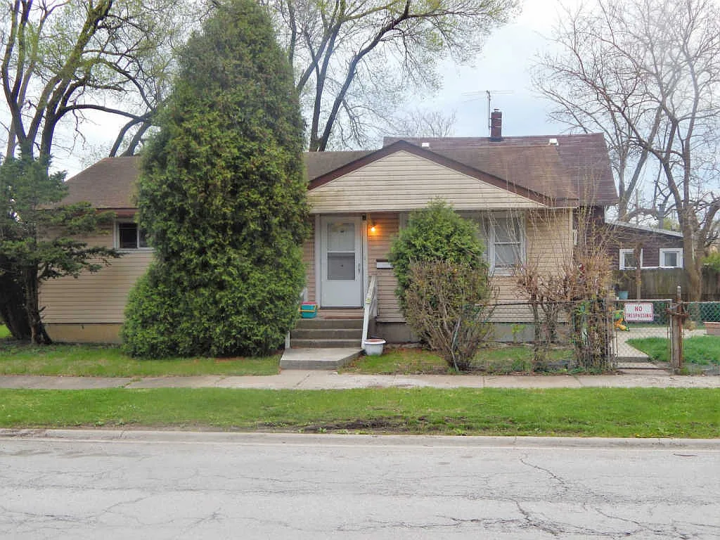 14800 Robey Ave photo 1
