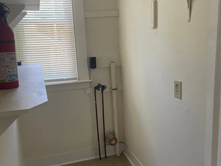 296 Shelton Ave #1 — Photo 9