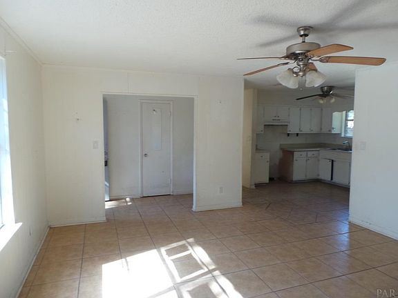 5th image of 8254 El Dorado Dr