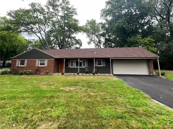 155 Bristol Dr, Dayton, OH 45458