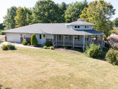 4305 Hillcrest Ln, Sterling, IL, 61081