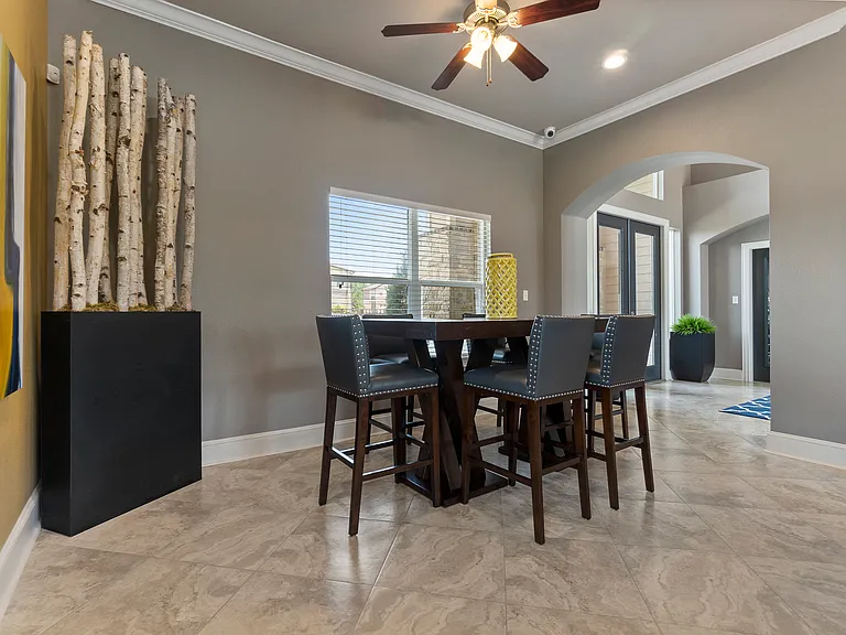 Cypress Creek Apartments — Photo 10