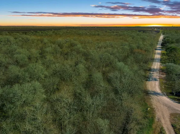 Township Road 19e2a Cres #647, Guy, TX 77444