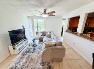 200 177th Dr APT 319, Sunny Isles Beach, FL 33160