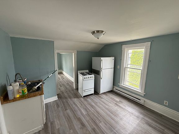 2nd image of 406 W 14th Ave #A