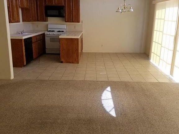 5th image of 8648 Lupine Loop Dr