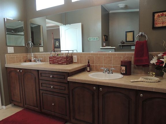 4th image of 9973 Jaybird Dr