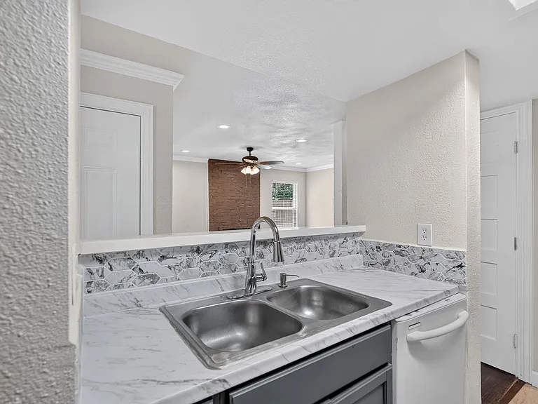 9170 Forest Ln #111 — Photo 8
