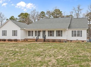 2741 Beddard Rd, Grimesland, NC 27837