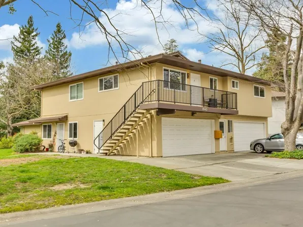1845 Fremont Ct APT 4, Davis, CA 95618