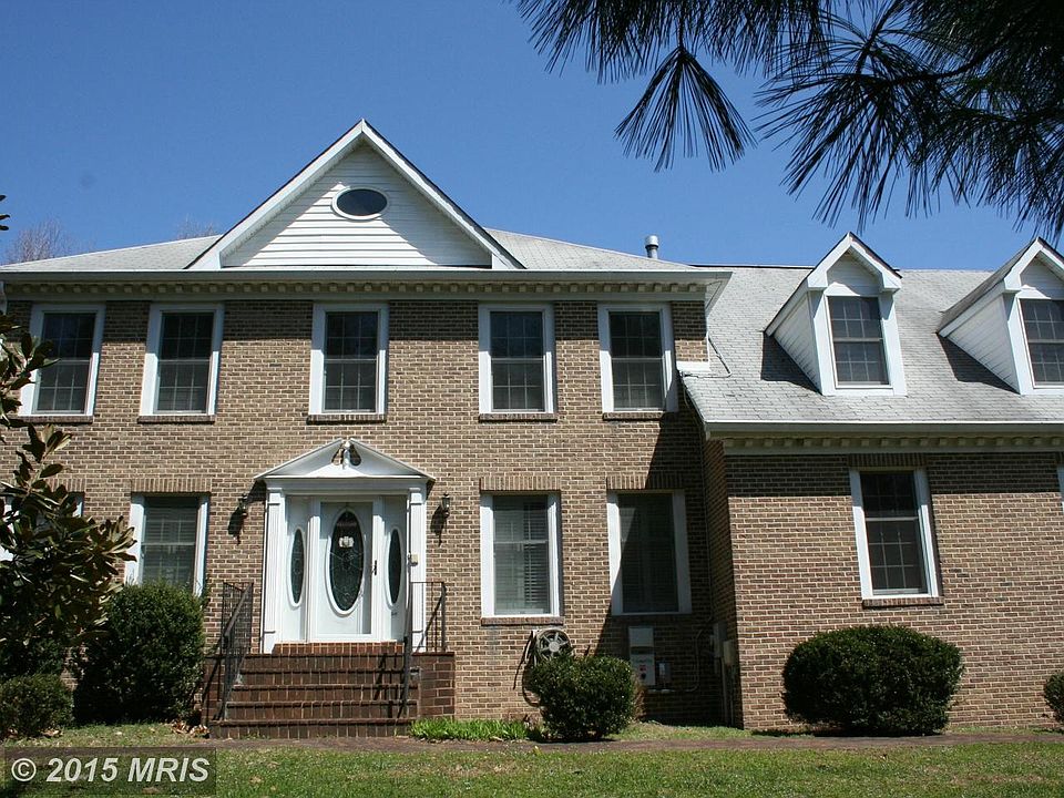 Exterior (Front)