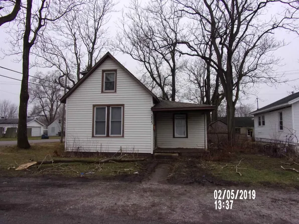 2823 S High St, Muncie, IN 47302