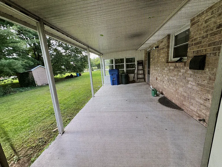 160 Early Ave — Photo 12