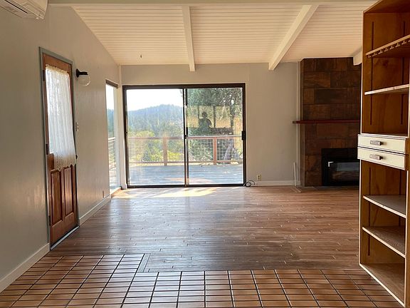 Upon entering, tile area has historically been dining area.