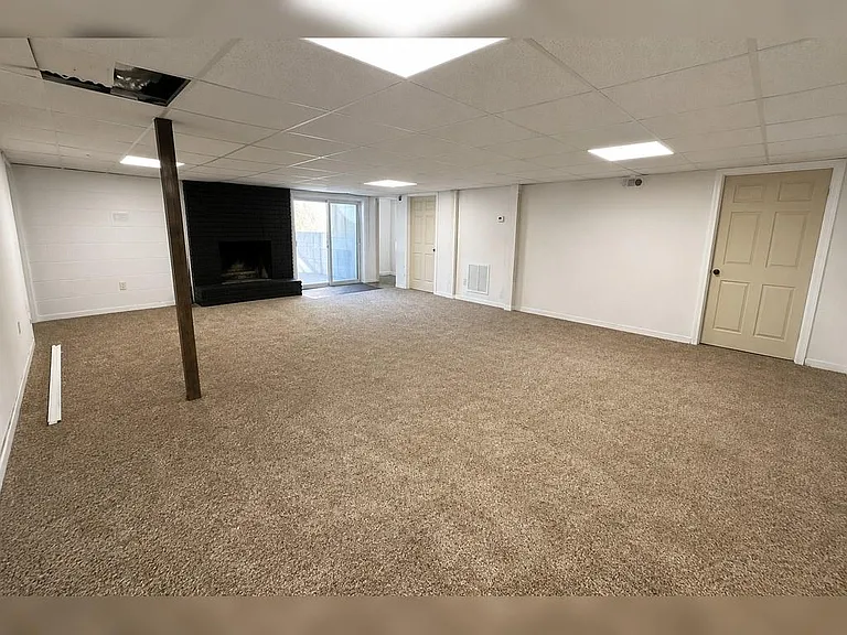 1033 Highway 155 N #B — Photo 9