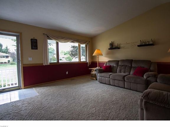 4th image of 36949 Shoreham Dr
