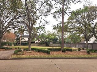 6111 Crab Orchard Rd, Houston, TX 77057