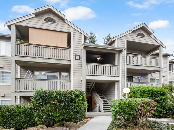 215 100th Street SW #D-103, Everett, WA 98204
