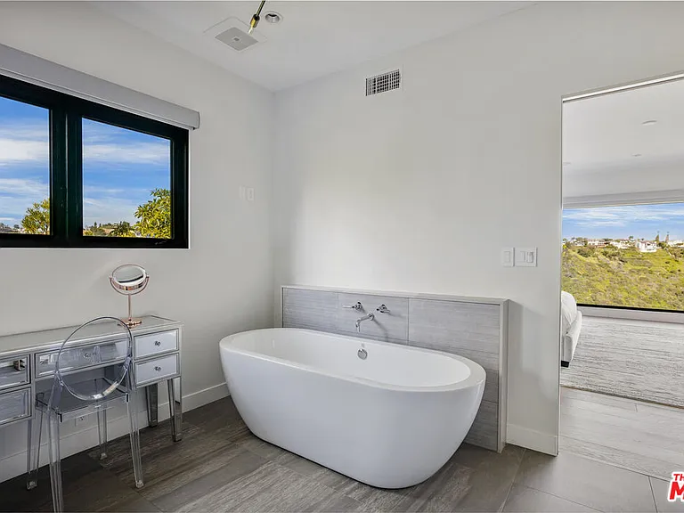 1172 Linda Flora Dr — Photo 17