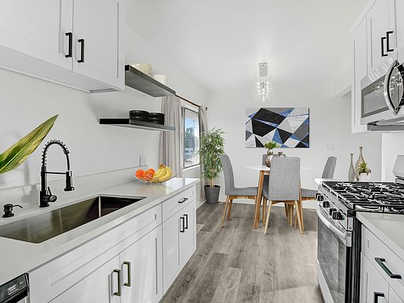 2nd image of 10355 S Western Ave APT 15