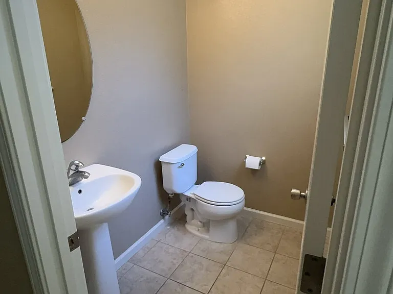 397 Noble Dr — Photo 15